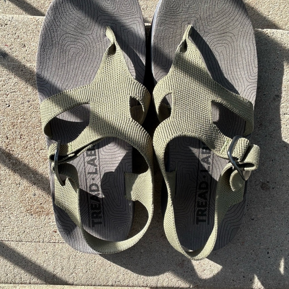 Tread Labs Sandals with Adjustable Straps Arch Support Men’s Size 9 GREEN
